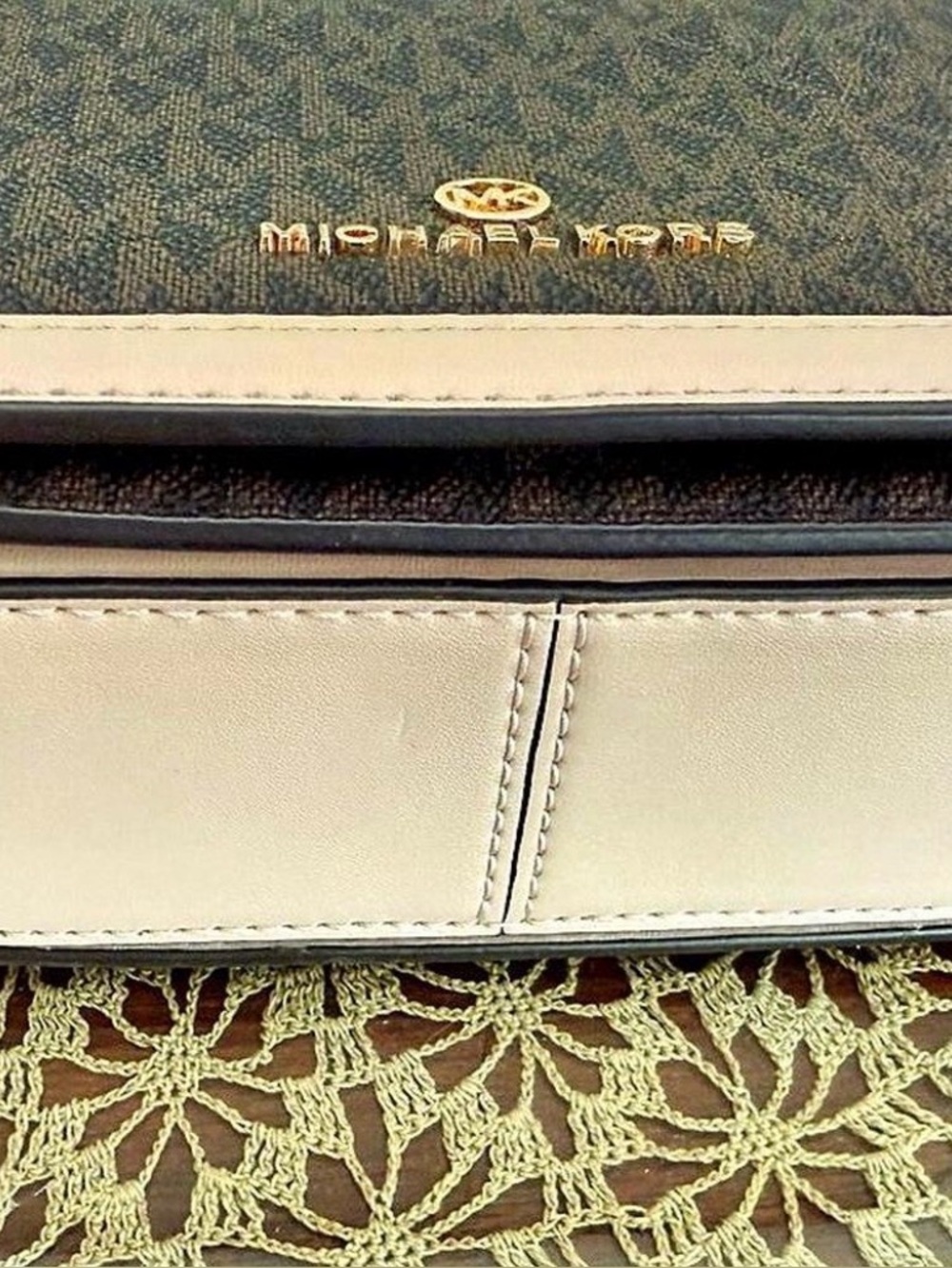 Michael Kors Signature Brown Blush Crossbody + Matching Wallet Bundle EUC - Picture 3 of 8